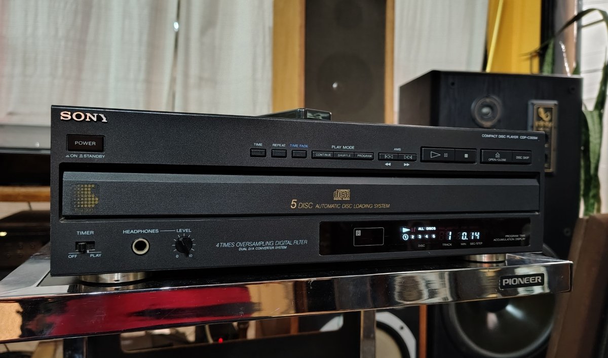 sony-cdp-c305m